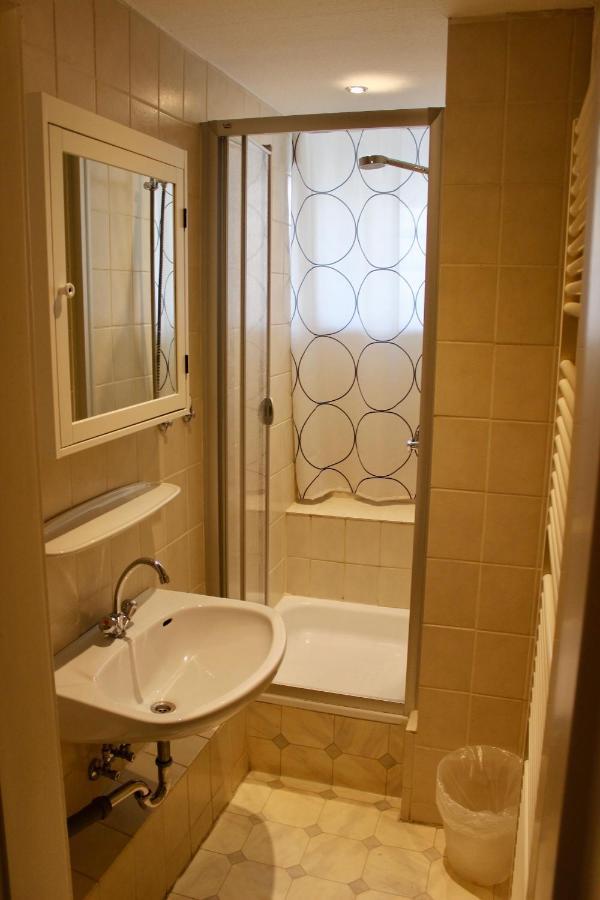 Hotel Gasthof Klusmeyer Билефелд Екстериор снимка